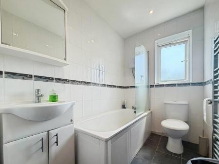 2 bedroom Flat for sale in Maberley View, Wavertree, Liverpool, L15