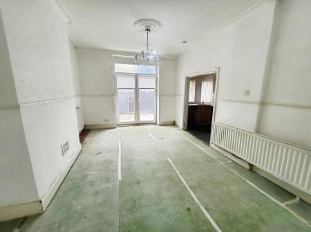 4 bedroom Terraced House for sale in Lenthall Street, Anfield, Liverpool, L4