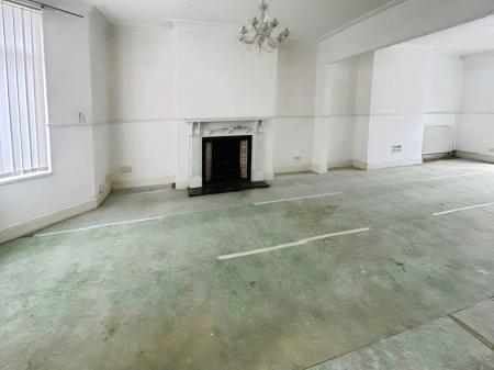 4 bedroom Terraced House for sale in Lenthall Street, Anfield, Liverpool, L4