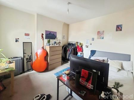 3 bedroom Terraced House to let in Garmoyle Road, Wavertree, Liverpool, L15