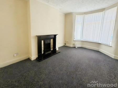 3 bedroom End of terrace house to let in Stalbridge Avenue, Mossley Hill, Liverpool, L18