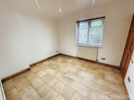 1 bedroom Flat for sale in Molland Close, West Derby, Liverpool, L12