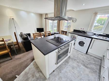 2 bedroom Flat to let in Ellerman Road, City Quay, Liverpool, L3