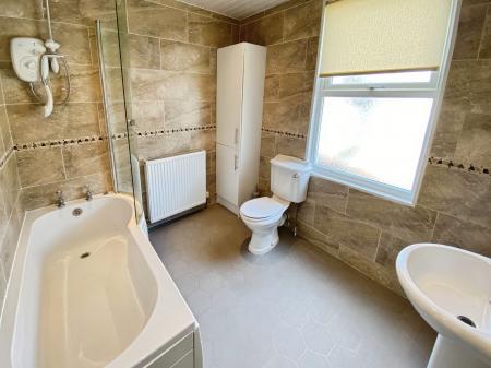 2 bedroom Terraced House to let in Naseby Steet, Walton, Liverpool, L4