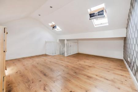 4 bedroom Terraced House to let in Stanley Park Avenue South, Walton, Liverpool, L4