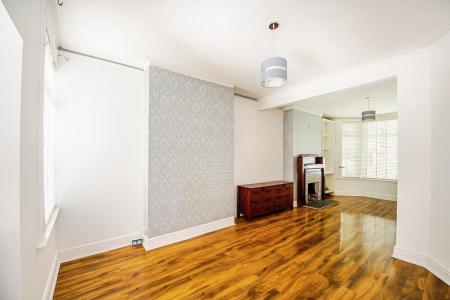 4 bedroom Terraced House to let in Stanley Park Avenue South, Walton, Liverpool, L4