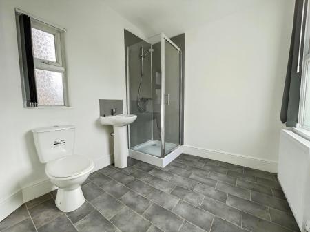 7 bedroom Semi-detached house for sale in Park Road East, Birkenhead, CH41