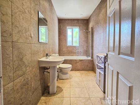 2 bedroom Flat to let in Beech Street, Kensington, Liverpool, L7