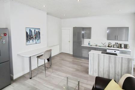 1 bedroom Flat share to let in Dorset Road, Tuebrook