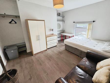 1 bedroom Flat share to let in Dorset Road, Tuebrook