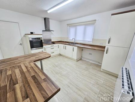 2 bedroom Flat to let in Darley Drive, West Derby, Liverpool, L12
