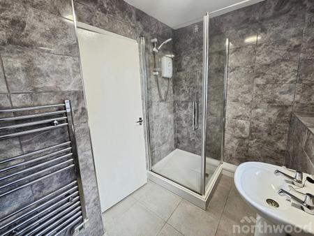 2 bedroom Flat to let in Darley Drive, West Derby, Liverpool, L12