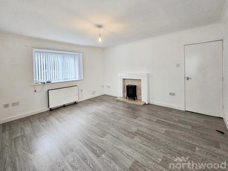 2 bedroom Flat to let in Darley Drive, West Derby, Liverpool, L12