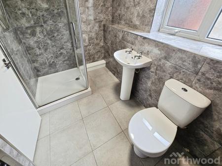 2 bedroom Flat to let in Darley Drive, West Derby, Liverpool, L12