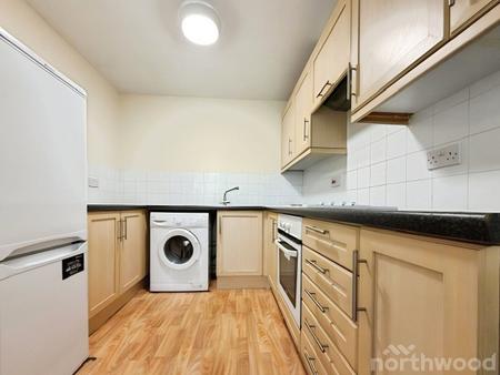 2 bedroom Flat to let in Field Lane, Litherland, Liverpool, L21