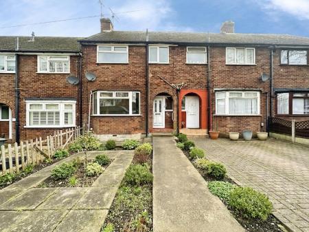 3 bedroom Terraced House to let in Crawley Green Road, Crawley Green, Luton, LU2