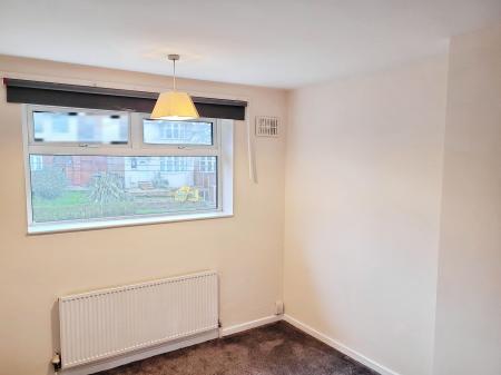3 bedroom Terraced House to let in Crawley Green Road, Crawley Green, Luton, LU2