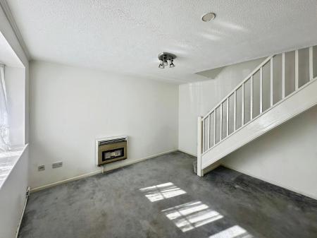 2 bedroom Cluster house to let in Rochford Drive, Wigmore, Luton, LU2