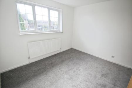 2 bedroom Cluster house to let in Rochford Drive, Wigmore, Luton, LU2