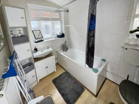 9 bedroom Flat for sale in High Town Road, High Town, Luton, LU2