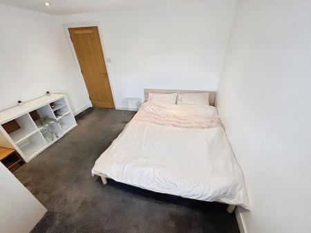 1 bedroom Flat to let in Wellington Street, Town Centre, Luton, LU1