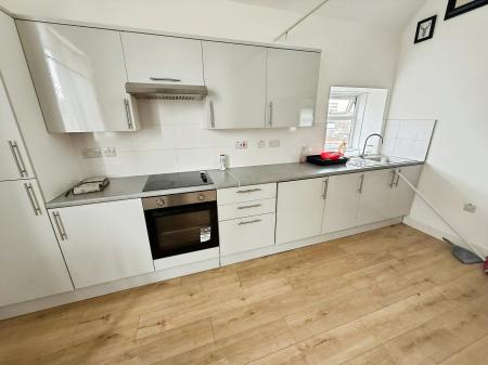 1 bedroom Flat to let in Wellington Street, Town Centre, Luton, LU1