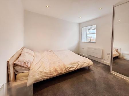 1 bedroom Flat to let in Wellington Street, Town Centre, Luton, LU1