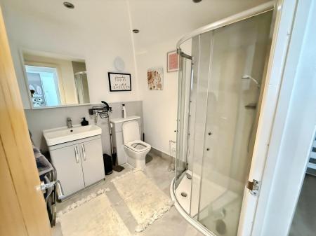 1 bedroom Flat to let in Wellington Street, Town Centre, Luton, LU1