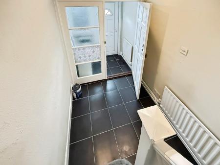 1 bedroom Flat to let in Hart Lane, Hart Hill, Luton, LU2