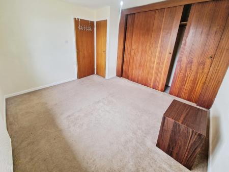 1 bedroom Flat to let in Cheslyn Close, Wigmore, Luton, LU2