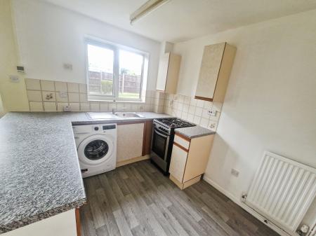 1 bedroom Flat to let in Cheslyn Close, Wigmore, Luton, LU2