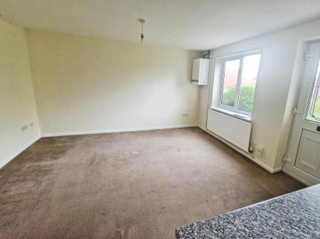 1 bedroom Flat to let in Cheslyn Close, Wigmore, Luton, LU2