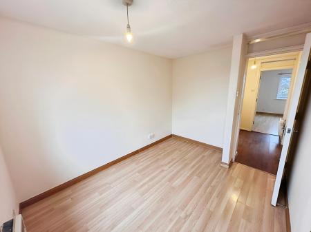 1 bedroom Flat to let in Alder Crescent, Leagrave, Luton, LU3