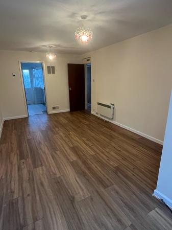 2 bedroom Maisonette to let in Campania Grove, Bramingham, Luton, LU3