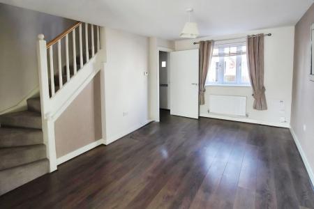2 bedroom Terraced House to let in College Chase, Bedford, MK45