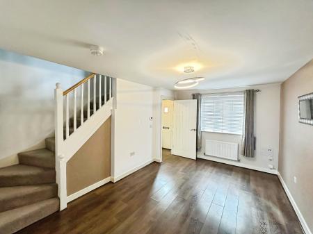 2 bedroom Terraced House to let in College Chase, Bedford, MK45