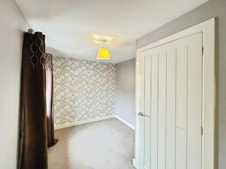 2 bedroom Terraced House to let in College Chase, Bedford, MK45