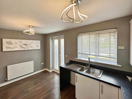 2 bedroom Terraced House to let in College Chase, Bedford, MK45