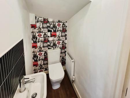2 bedroom Terraced House to let in College Chase, Bedford, MK45