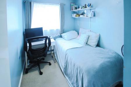 4 bedroom Detached house to let in Charndon Close, Bramingham, Luton, LU3