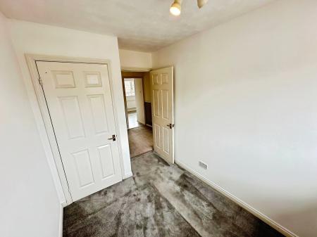 4 bedroom Detached house to let in Charndon Close, Bramingham, Luton, LU3
