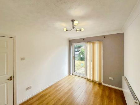 4 bedroom Detached house to let in Charndon Close, Bramingham, Luton, LU3