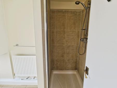 3 bedroom Terraced House for sale in Beechwood Road, Leagrave, Luton, LU4