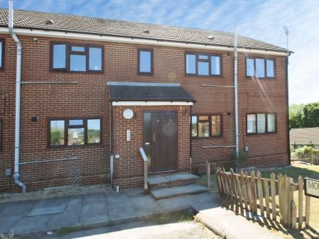 Moreton Road North, Round Green, Luton, LU2