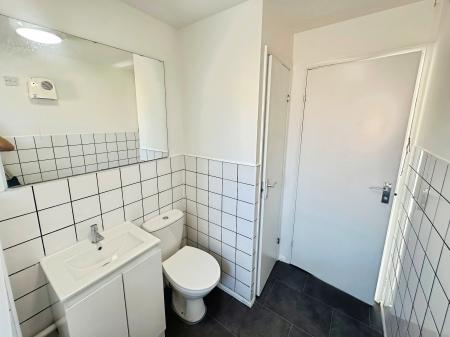2 bedroom Terraced House to let in Swan Mead, Lewsey Farm, Luton, LU4