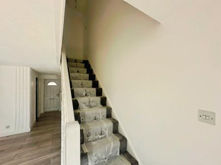 2 bedroom Terraced House to let in Swan Mead, Lewsey Farm, Luton, LU4