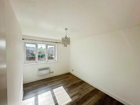 2 bedroom Terraced House to let in Swan Mead, Lewsey Farm, Luton, LU4