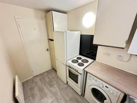 0 bedroom Studio flat to let in Twyford Drive, Wigmore, Luton, LU2