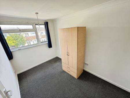 3 bedroom Terraced House to let in Sylam Close, Luton, LU3