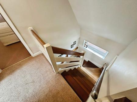 3 bedroom Detached house to let in Eaton Bray